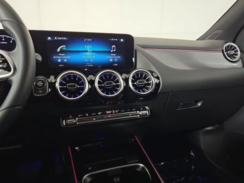 Used 2023 Mercedes-Benz GLA 250 image 20