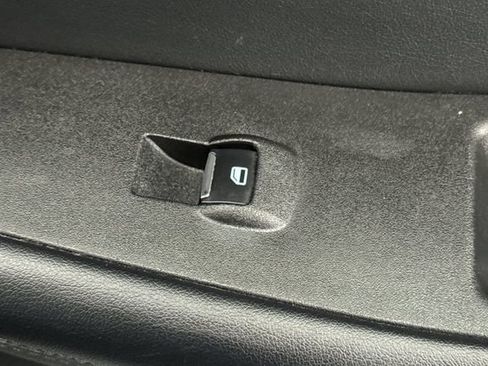 Used 2024 Ford Edge SEL image 22