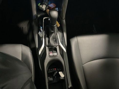 Used 2023 Toyota Corolla Cross XLE image 15