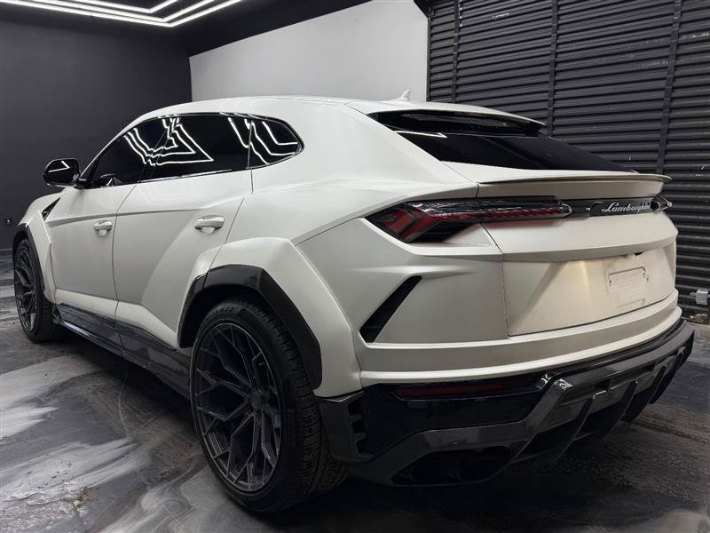 Used 2019 Lamborghini Urus AWD/4WD image 5