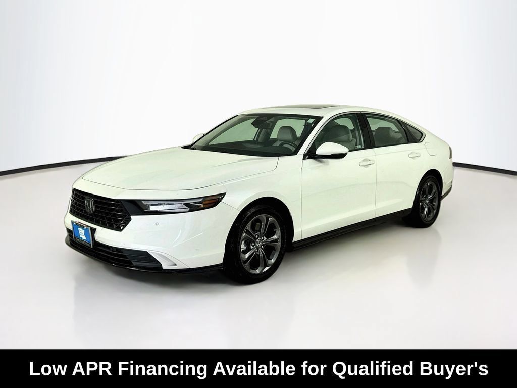 Used 2023 Honda Accord EX-L image 3
