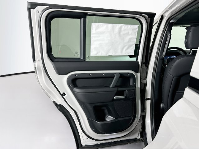 New 2026 Land Rover Defender 110 S AWD/4WD image 21