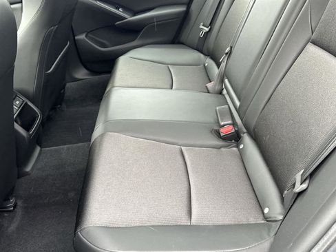 Used 2022 Honda Accord Sport image 14