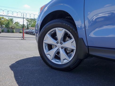 Used 2016 Subaru Forester 2.5i Premium w/ All-Weather Package image 8