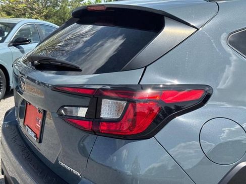 Used 2024 Subaru Crosstrek 2.0i Premium image 13
