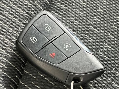 Used 2025 Chevrolet Equinox LT image 22