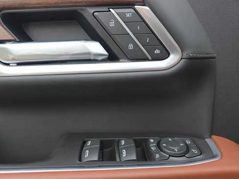 New 2026 GMC Sierra 2500 Denali Ultimate AWD/4WD image 26