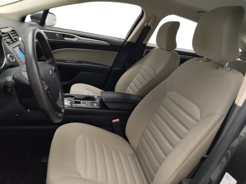 Used 2018 Ford Fusion S image 17