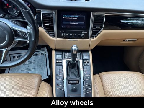 Used 2018 Porsche Macan image 19