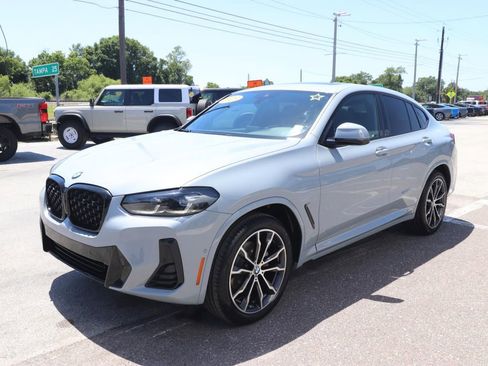 Used 2023 BMW X4 xDrive30i w/ M Sport Package image 3