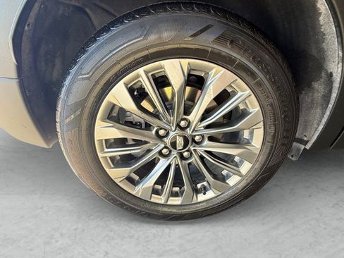 Certified 2024 Cadillac XT4 Premium Luxury FWD image 21