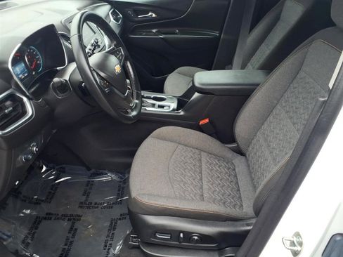 Used 2024 Chevrolet Equinox LT image 5