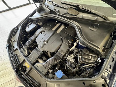 Used 2018 Mercedes-Benz GLS 450 4MATIC image 18