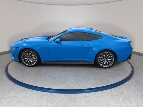 Used 2024 Ford Mustang GT RWD image 8