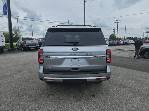 Used 2024 Ford Expedition Limited AWD/4WD image 7