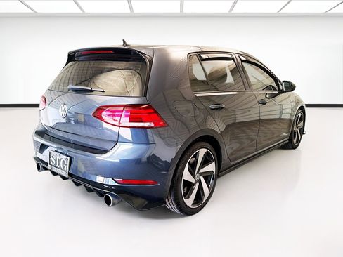 Used 2019 Volkswagen Golf 4-Door FWD image 4