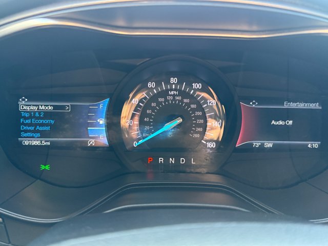 Used 2020 Ford Fusion SE FWD image 16