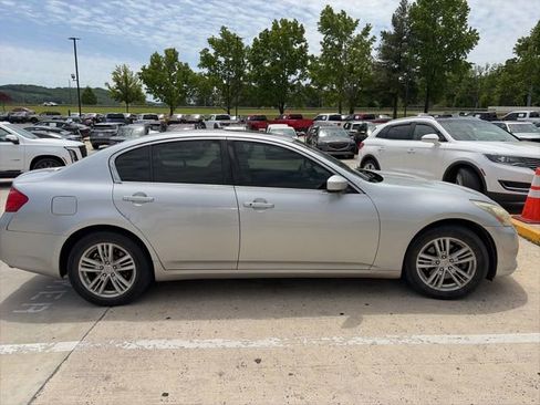 Used 2010 INFINITI G37 x Sedan w/ Premium Pkg AWD/4WD image 9
