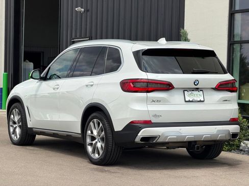Used 2019 BMW X5 xDrive40i w/ Premium Package 2 AWD/4WD image 3