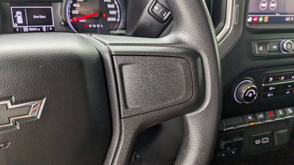 Used 2021 Chevrolet Silverado 1500 Custom Trail Boss AWD/4WD image 30
