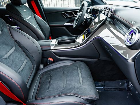 New 2026 Mercedes-Benz GLC 43 AMG 4MATIC Coupe image 17