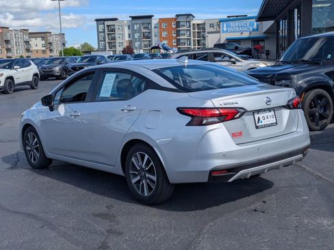 Used 2021 Nissan Versa SV FWD image 7
