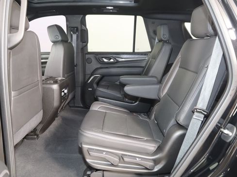 Used 2021 GMC Yukon Denali w/ Advanced Technology Package AWD/4WD image 49