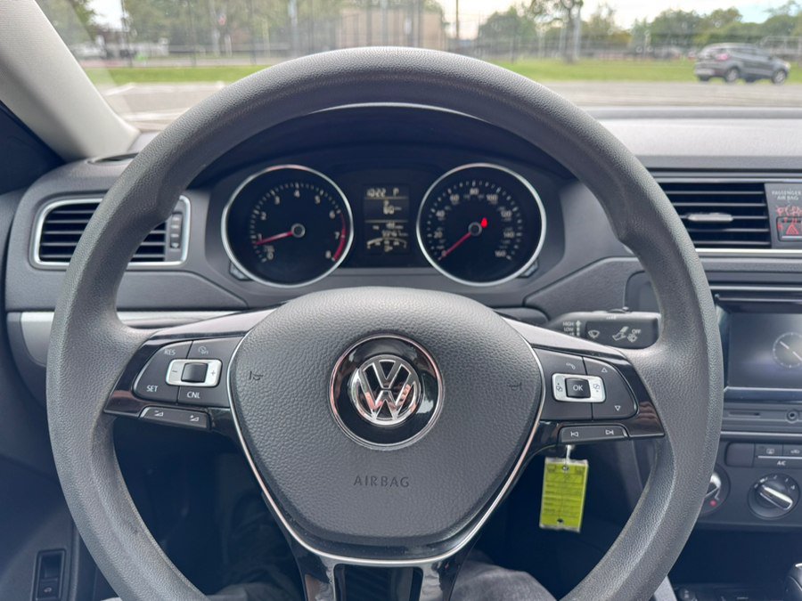 Used 2017 Volkswagen Jetta S FWD image 14