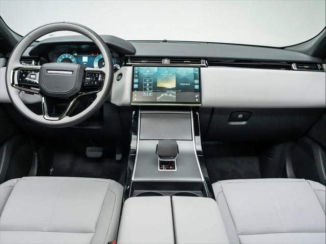 New 2026 Land Rover Range Rover Velar S AWD/4WD image 18