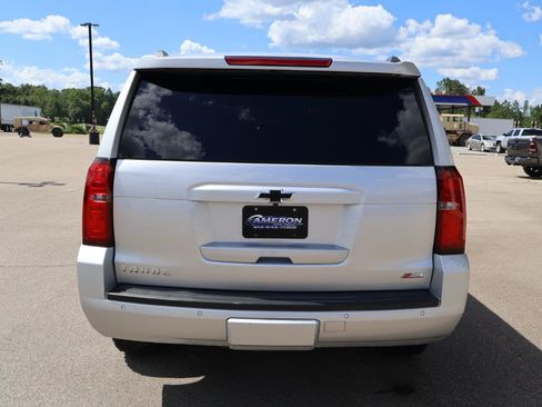 Used 2018 Chevrolet Tahoe LT w/ Luxury Package AWD/4WD image 8