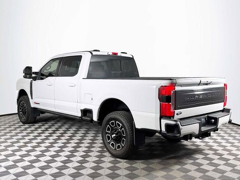 Used 2025 Ford F350 Platinum w/ FX4 Off-Road Package image 7