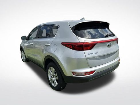 Used 2017 Kia Sportage LX AWD/4WD image 2