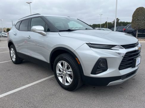 Used 2020 Chevrolet Blazer LT image 3