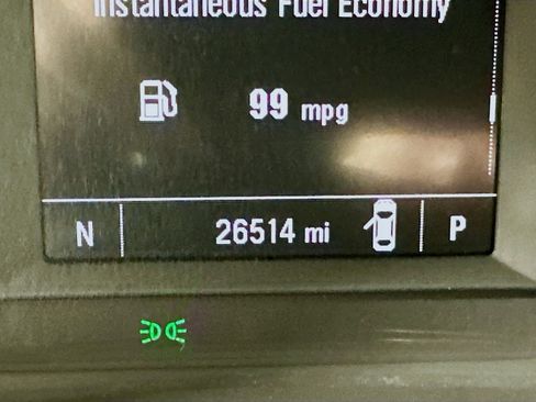 Used 2024 Chevrolet Trax LS w/ LS Convenience Package image 19