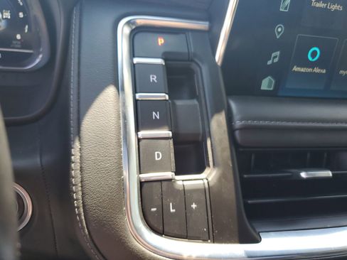 Used 2023 Chevrolet Tahoe Z71 AWD/4WD image 28
