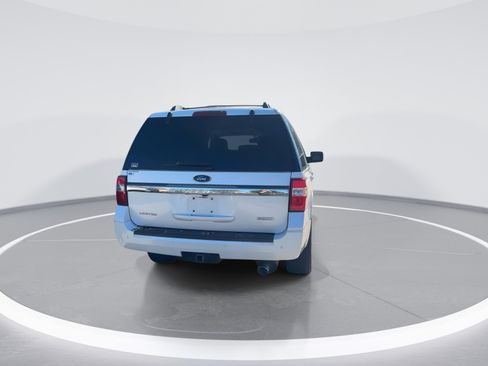 Used 2017 Ford Expedition Limited w/ Equipment Group 301A image 8