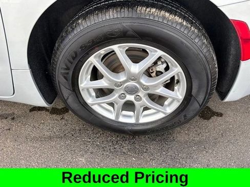 Used 2024 Chrysler Voyager LX FWD image 42