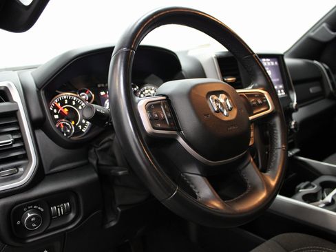 Used 2019 RAM 1500 Big Horn image 12