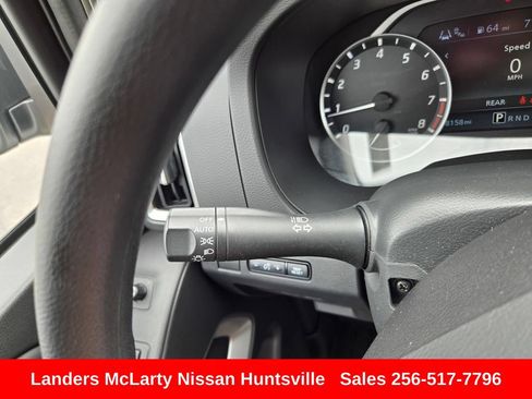 Used 2025 Nissan Frontier SV AWD/4WD image 25