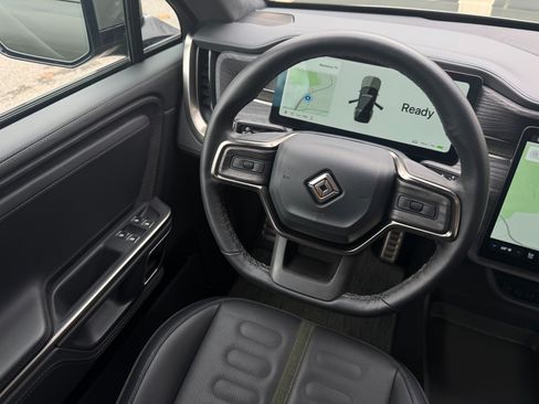 Used 2024 Rivian R1S Launch Edition image 57