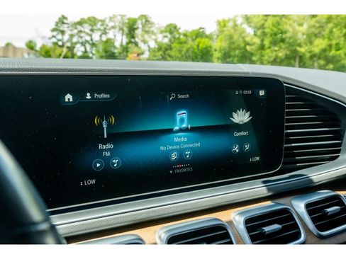 Used 2020 Mercedes-Benz GLS 450 4MATIC image 25