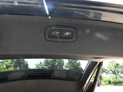 Used 2023 Volvo XC90 B6 Plus AWD/4WD image 47