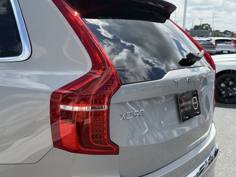 Certified 2025 Volvo XC90 T8 Core w/ Protection Package AWD/4WD image 9