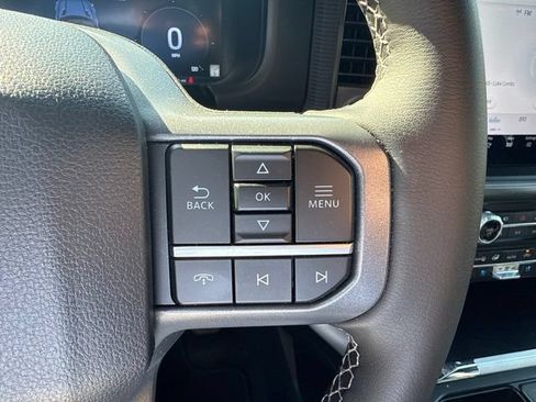 Used 2025 Ford F150 Lariat w/ Equipment Group 502A High AWD/4WD image 17