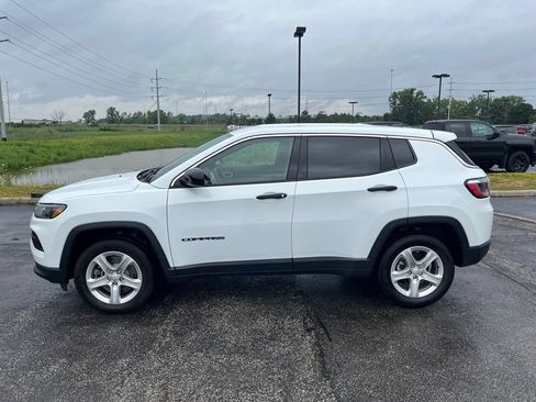 Used 2024 Jeep Compass Sport AWD/4WD image 4