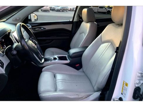 Used 2013 Cadillac SRX Luxury w/ Driver Awareness Package image 27