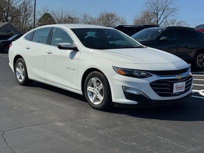 Used 2024 Chevrolet Malibu LS w/ Driver Confidence Package