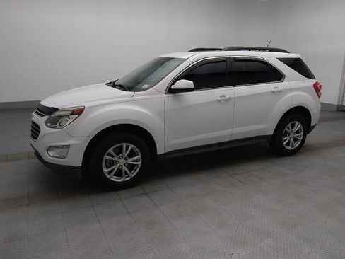 Used 2017 Chevrolet Equinox LT AWD/4WD image 2