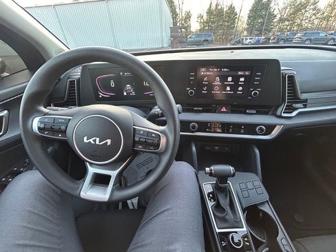 Used 2024 Kia Sportage LX image 26