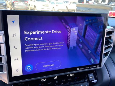 Used 2024 Toyota Tundra Platinum image 31